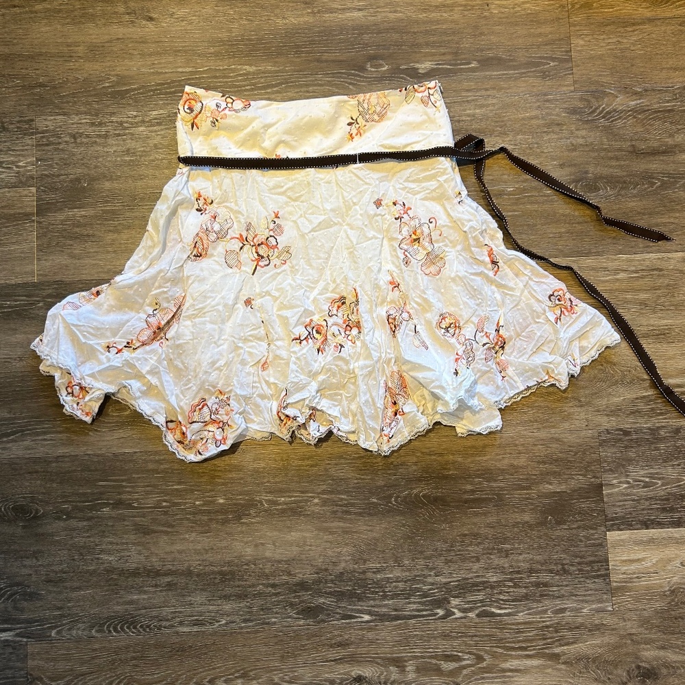 White embroidered skirt